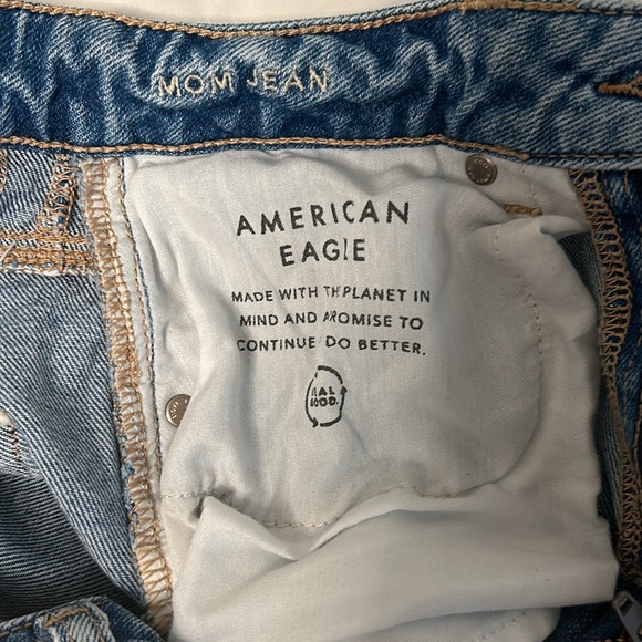 Ripped Mom jeans - Picture 4 of 8